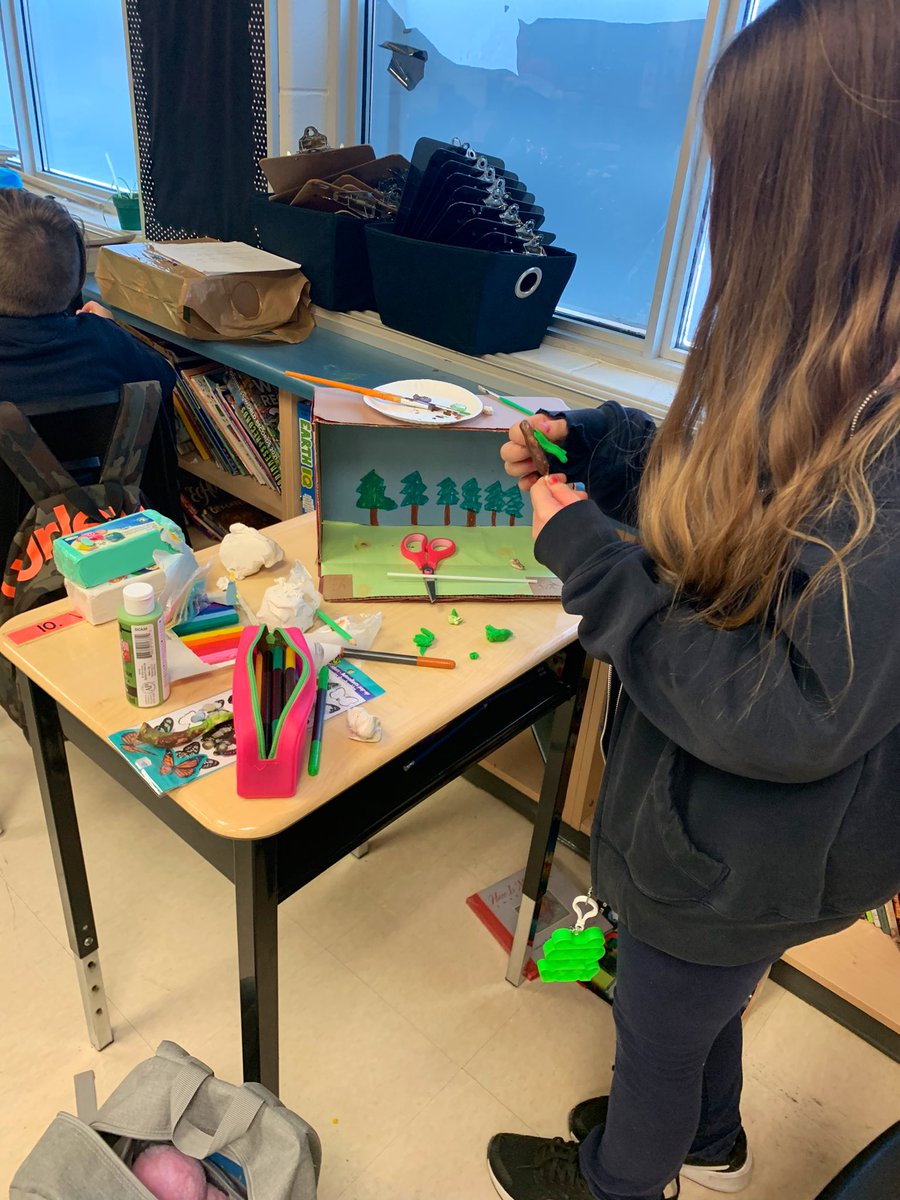mrsjmcgregor's tweet photo. Sometimes learning is messy! Can’t wait to see how these animal habitats turn out 😍🐰🦁🐸🦆🐧🐬🦓🦒🐄🐪🐿 @stpetersmilton https://t.co/990H2HA92n