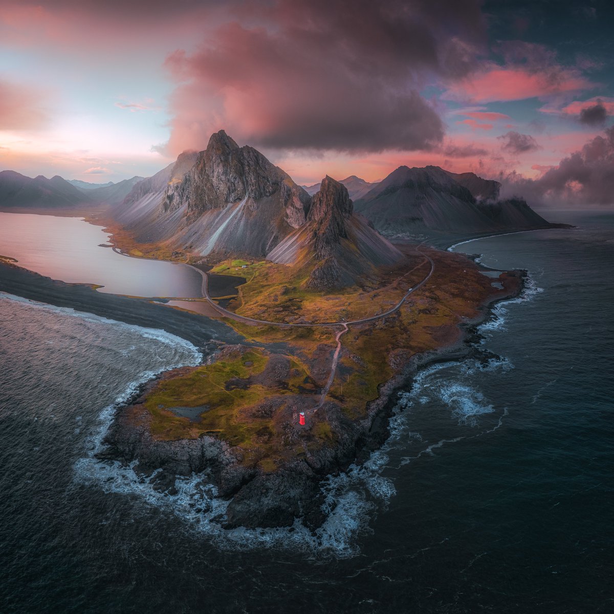 I miss summer 😂
GN ✨