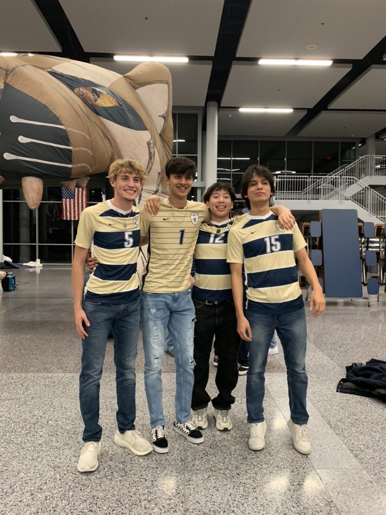 kctigersoccer's tweet photo. We had a great Meet the Tiger Night! Now it’s time to focus on having a successful season. https://t.co/NCqkjWwdgw