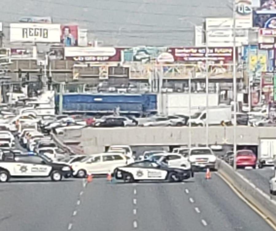 JudithMedrano's tweet photo. Así luce la av. Gonzalitos de San Jerónimo y de Pablo González a Constitución
Personal de @spvmty se encuentra en el lugar para apoyar en el desahogo a la vialidad
Los carriles de circulación de sur a norte se mantienen abiertos

@Cicmty @MtyFollow @AsiEsMonterrey @TraficoenMty https://t.co/dUXsSypzAR