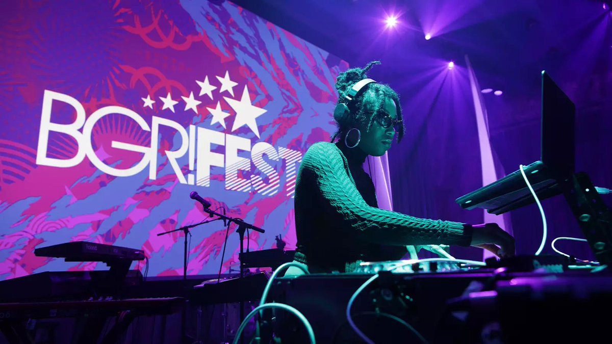 TKCOfficial's tweet photo. .@BLACKGIRLSROCK After Dark Friday // Mar. 11, 2022
Experience the very best in DJ culture and live performance as we close out each night of #BGRFEST with BGR!FEST™ After Dark. #KenCenHipHop
🔗https://t.co/SgpH2Vhy5w https://t.co/xyugSWe7GP