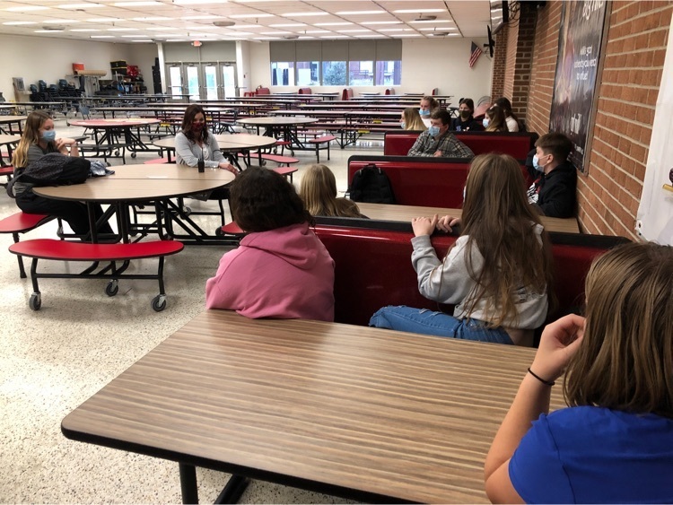 PetersburgHS's tweet photo. The PHS Middle School Student Council had their first meeting this week to elect officers. Congratulations to president Khloe Haslacker, VP Blair Loy, sec. Claire Kaposy, & tres. Miley Tingler. Mrs. Campbell & senior Mackenzie Kitzmiller assisted with the meeting. #PHSleads https://t.co/5ltZMqzN2A