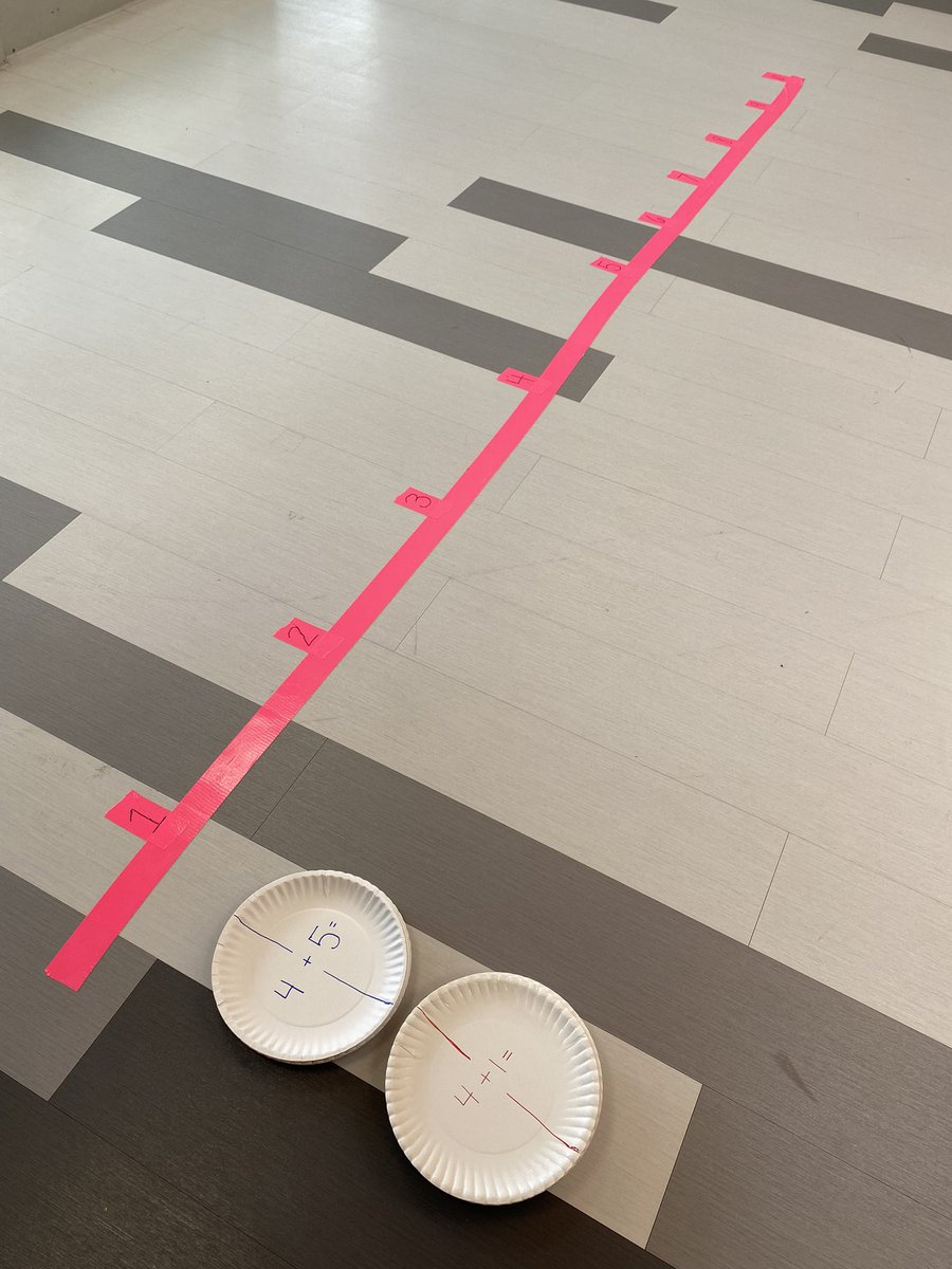 MsShumanSays's tweet photo. Today’s Math LO: @yaleroadrunners  can solve number sentences using the strategy of a number line! #RisdGreatness  #STEMeducation https://t.co/UcacTOSwa1