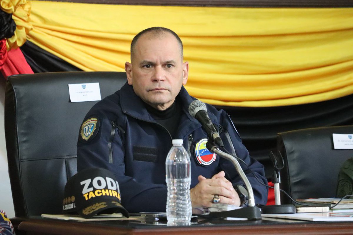 Freddy Bernal tweet media