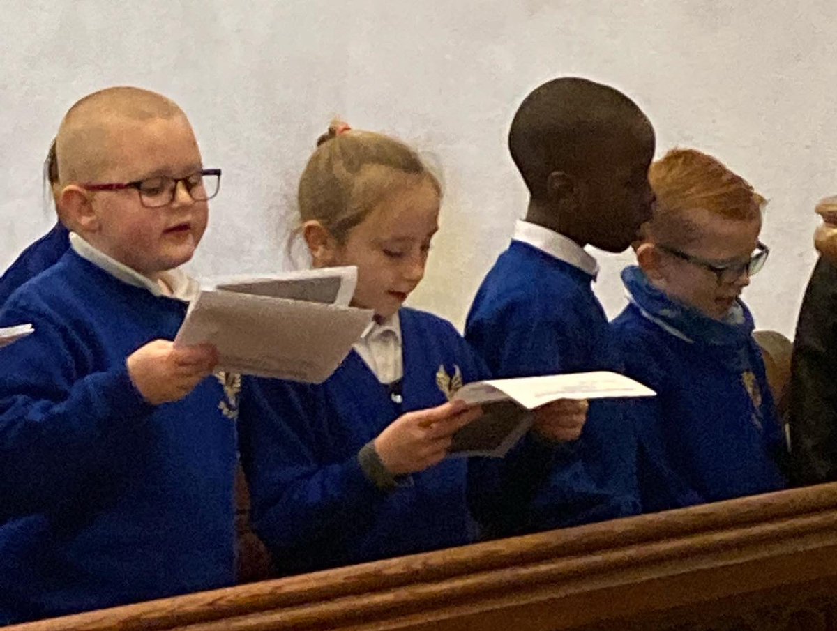 Phoenix_Ashford's tweet photo. Today, our Key Stage two classes visited St. Mary’s Church, Kennington, to learn about the nativity story and the journey the travellers took to create the Christmas Story we know now. The children sang beautifully and conducted themselves gracefully. #phoenixvalues #nativity. https://t.co/J4UB0BCzk3