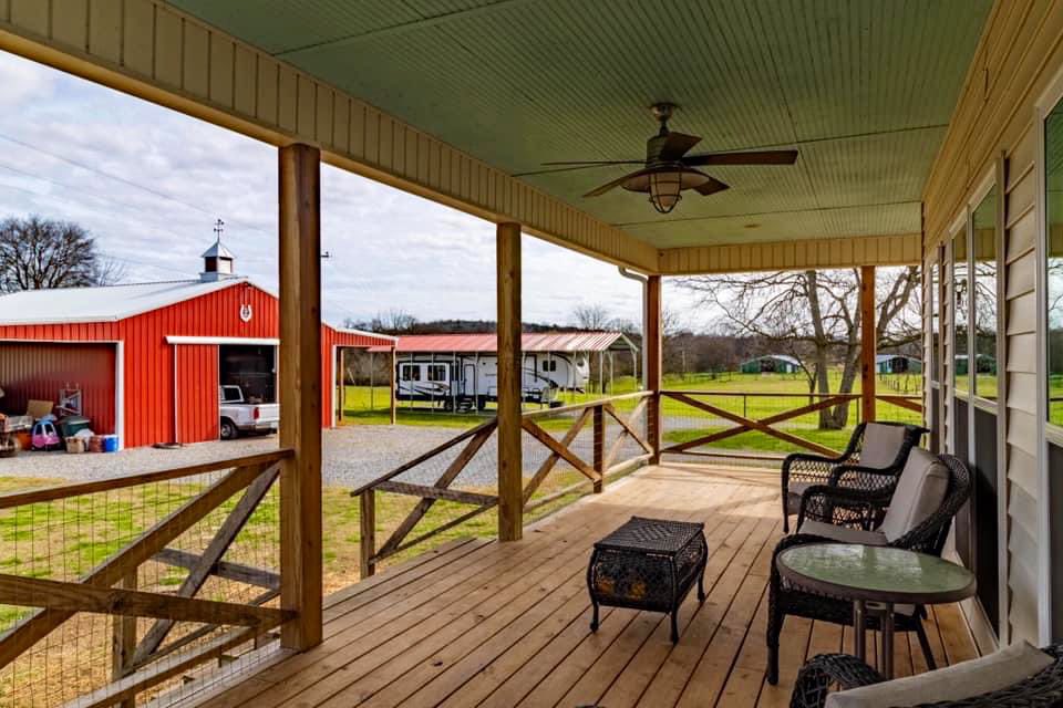 barndominium_us's tweet photo. I want this. https://t.co/zSXy7BEPwv