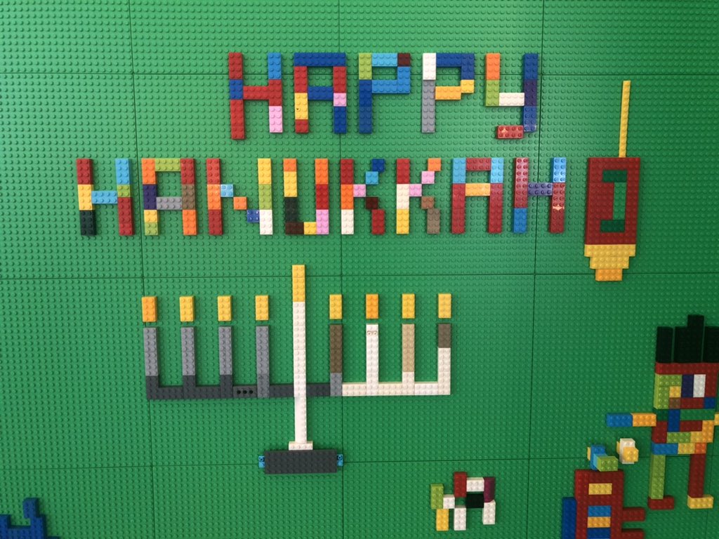 Last week our students truly felt the light by embracing the joy of Hanukkah 🕎 Using our library Hanukkah kits, they played dreidel, made Hanukkah cards and learned the history of the holiday. These kids have some serious spinning skills! #rtla38