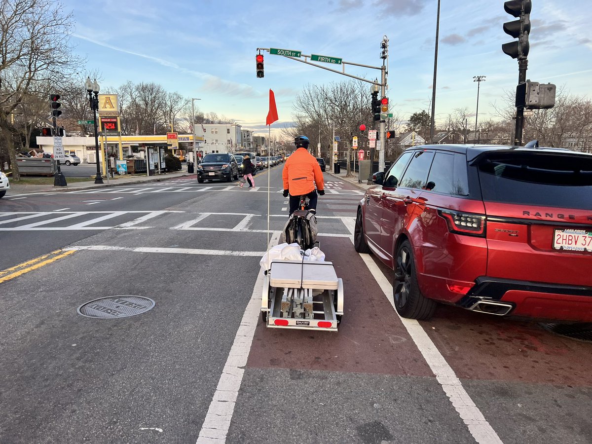 adamshutes's tweet photo. Heading to set up the free light giveaway at #foresthils in #boston. #lightbrigade @MassBike @bostonbikeunion https://t.co/31nxQUttuc