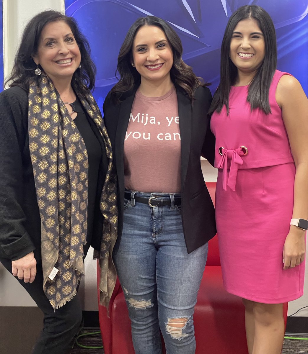 IrisLopezOnAir's tweet photo. 🌟 I ran into two of my favorite Mijas while out promoting our Mija Holiday Drive! 🥰 @_jaylene_marie 👸🏻 @TonyTheTigerSB @SOLISMEDIAGROUP
••••
#MijaYesYouCan #MijaPower #ElPaso #Community #womensupportingwomen #womenempowerment https://t.co/1rWvYQn1ED