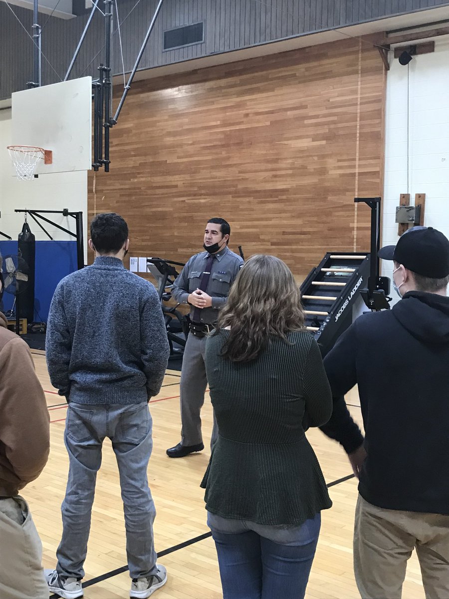MattWardSchoCTE's tweet photo. It was a great day for the @SchoharieCTE Criminal Justice class.  A big thank you to @nyspolice for the tour and insight to your profession!! Our students are grateful and appreciate all that you do to keep NYS safe. https://t.co/3D4FOLPO4j