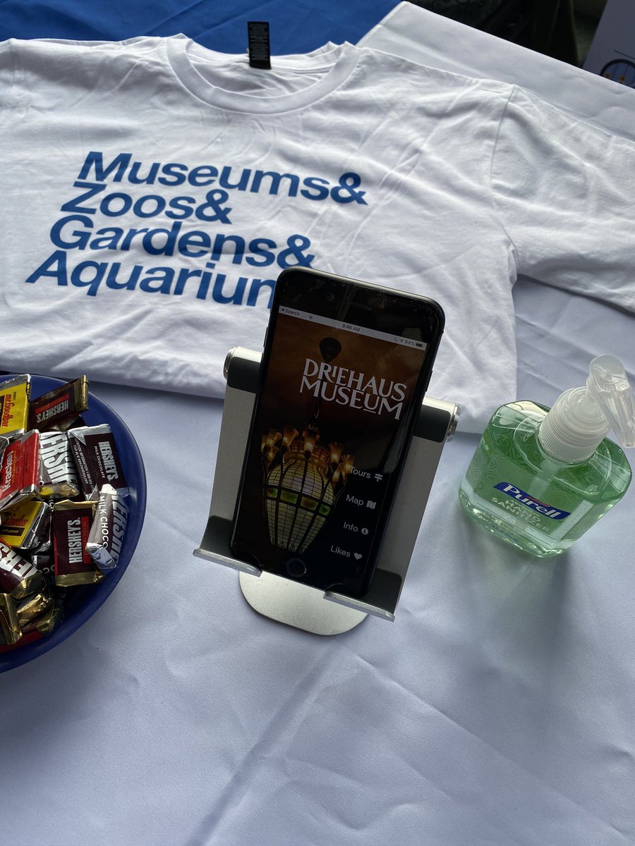 We have treats for you at the #ILGOVCONF21 during the Trade Show break at 3!