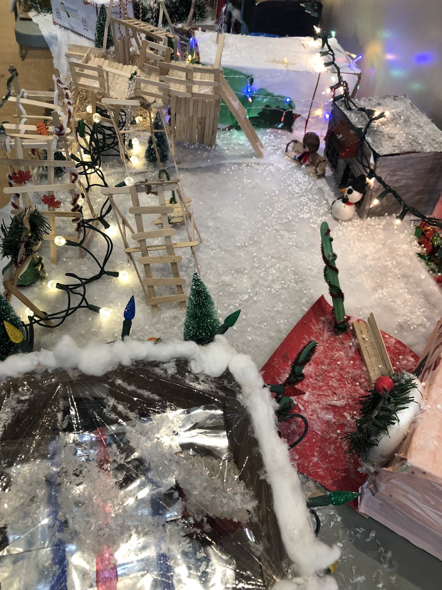 AlexRDragons's tweet photo. So, hard to appreciate this in pictures...Mrs. Moore's class recreates Maple Ridge in the lobby.  @AlexRDragons https://t.co/i5J4LpSLTq