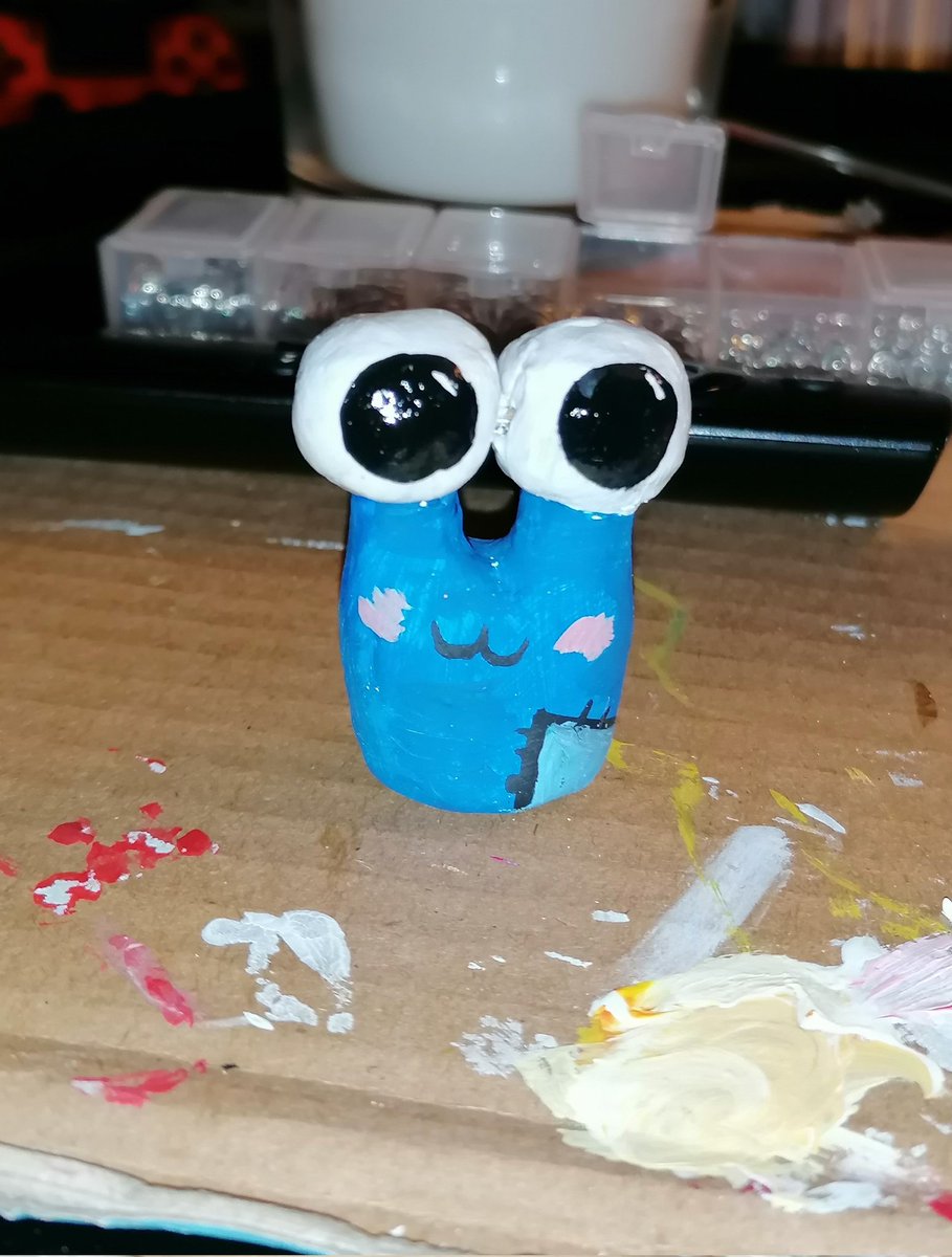 Blue_Oktopus's tweet photo. Mein erster Versuch für einen Mini @maudado 💕 https://t.co/XB8tiyoNR7