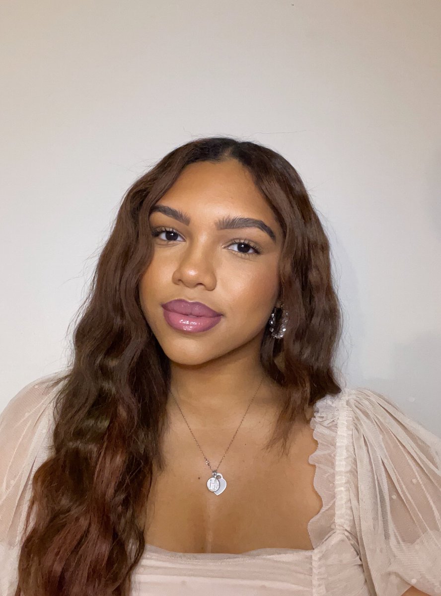 Hunter_Symone's tweet photo. monthly twitter pic drop 🙂 https://t.co/Emm9ib0Ezc
