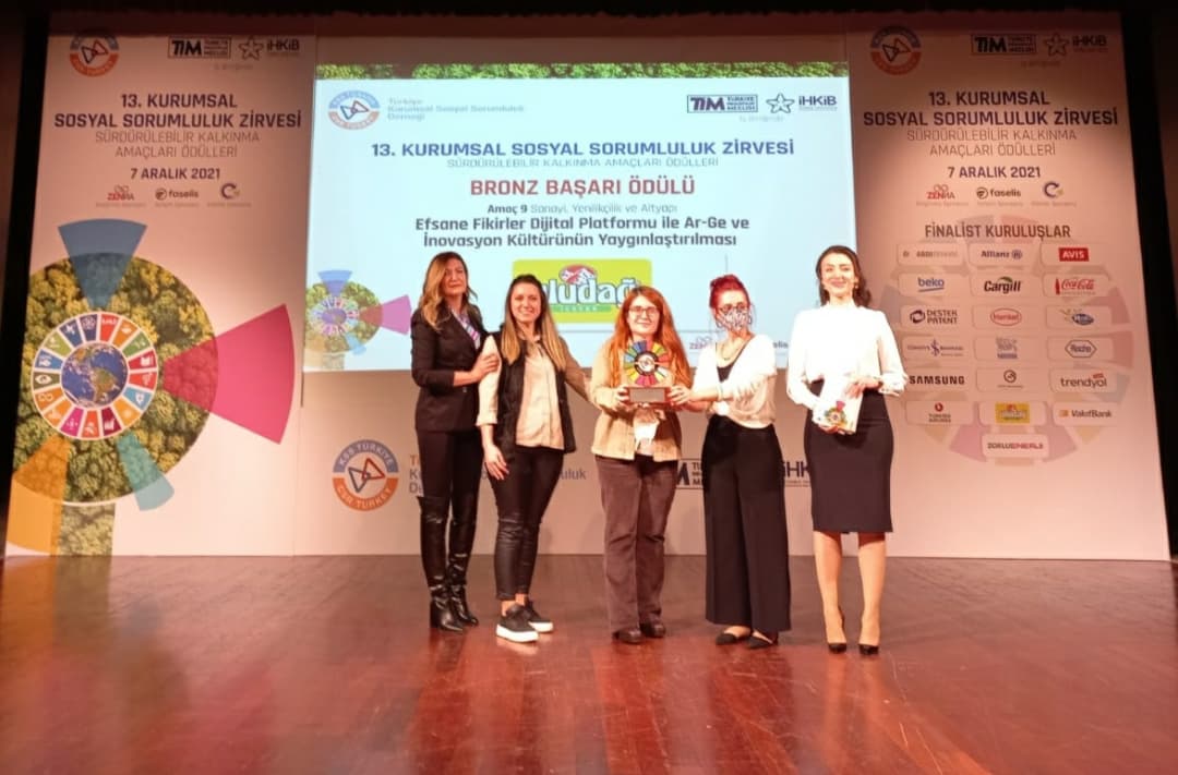 gelecegisec's tweet photo. #Sürdürülebilirlik profesyonelleri olarak tüm gelişmelerden gurur duyuyor, iş dünyasının oluşturduğu yeni momentumu memnuniyet ve heyecanla karşılıyoruz. https://t.co/Z4uF1Te7vm
