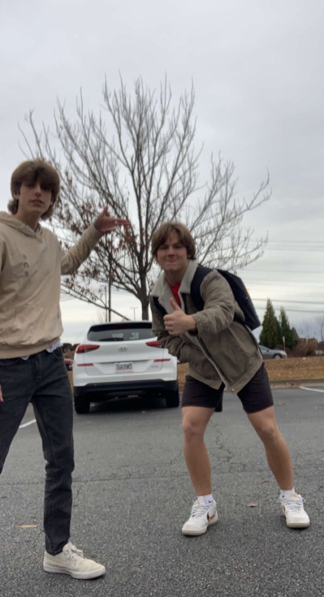 hammers_white's tweet photo. @WoodstockNerf21 @JerkersJolly69 Ryan kills Carson and Mitch killed Reed. 4-2 https://t.co/yxOnYdOfpL