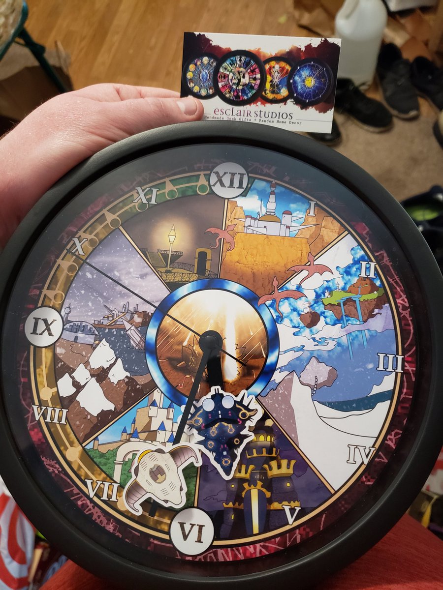 JanusZeal6's tweet photo. Just got my clock from @EsclairStudios in the mail today, looks so amazing~ https://t.co/fPaF7iTFTH