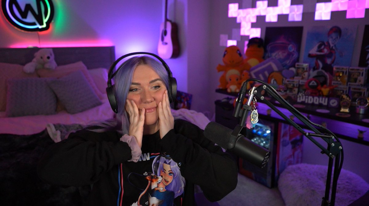 LIVE! most exciting stream of my life ^_^

3 YEAR STREAMING ANNIVERSARY

+ MERCH LAUNCH IN < 1 HOUR!

I'm so happy I could cry

24 days left...

DAY 707/731
twitch.tv/widow
twitch.tv/widow
twitch.tv/widow