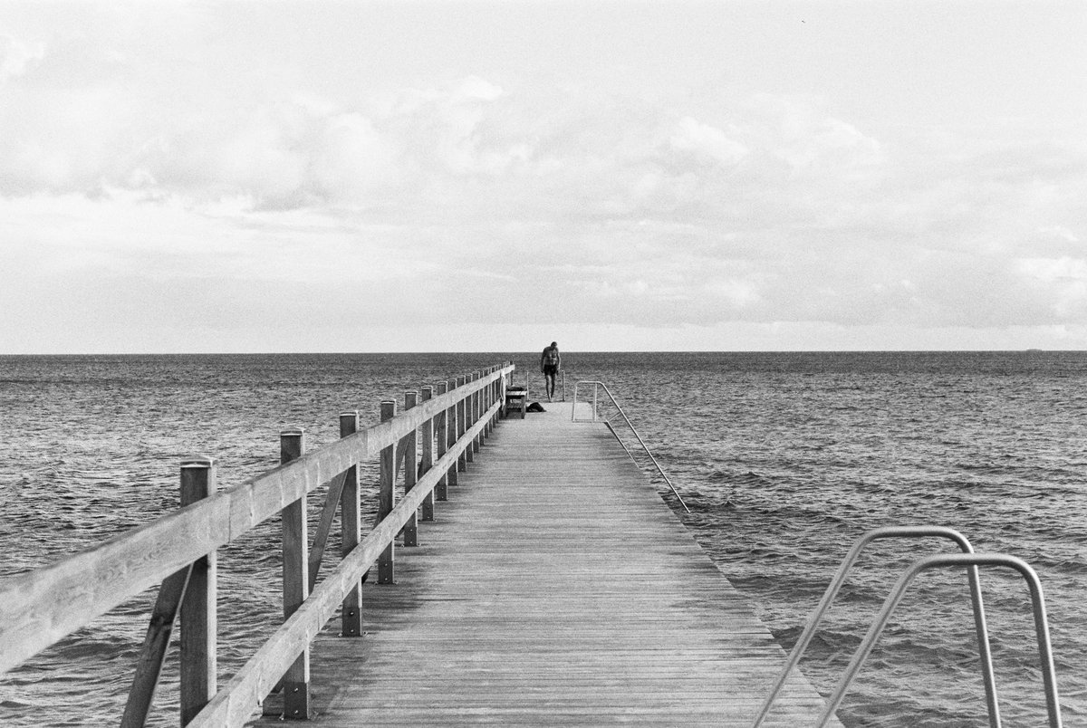 aelindholm's tweet photo. Beachfront #35mm #film #kodak https://t.co/mZWYFDUOrg