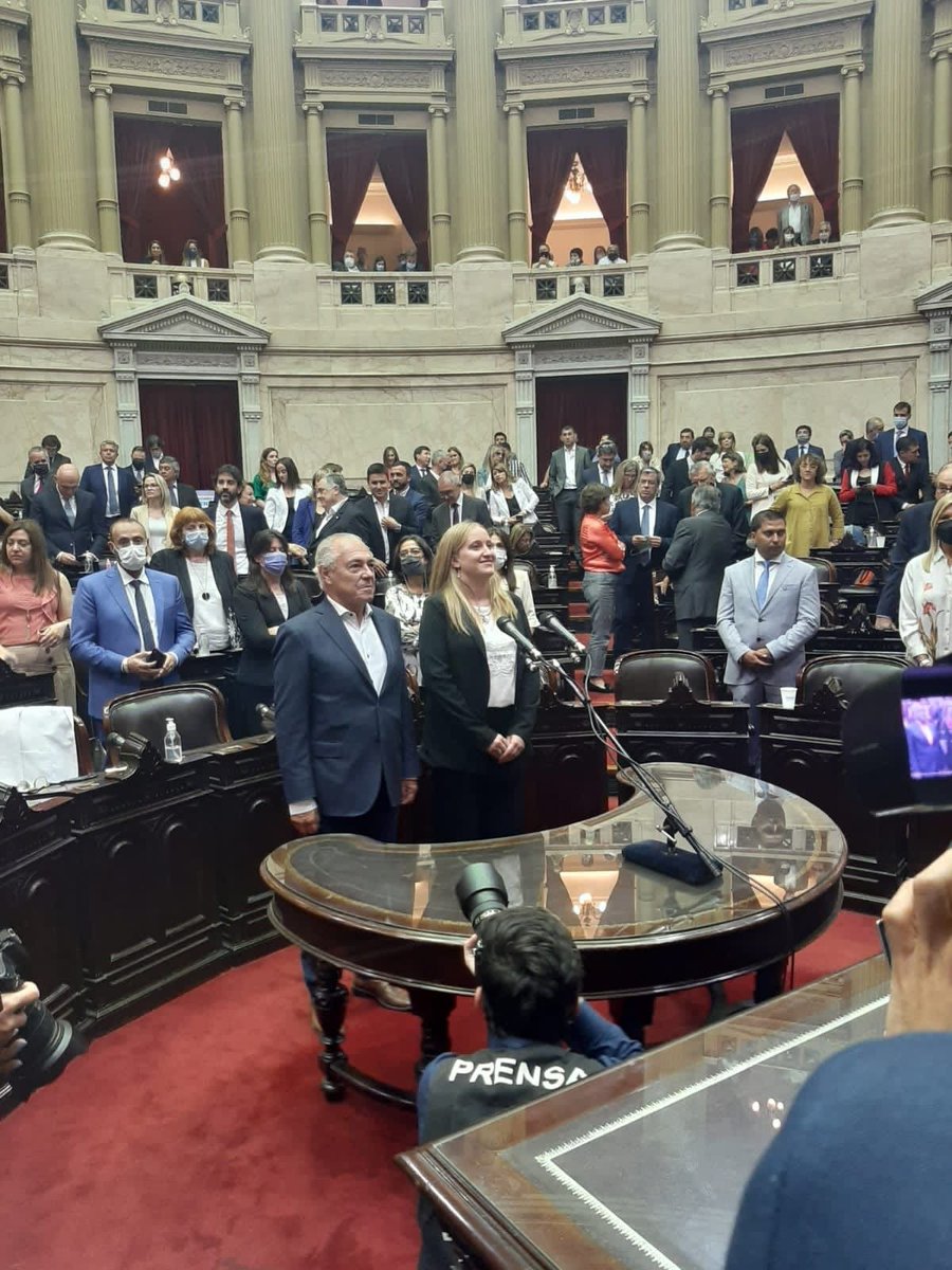 barlettamario's tweet photo. 👉Hoy es un gran día: asumí formalmente como Diputado Nacional para legislar defendiendo los intereses de los santafesinos y de todos los Argentinos https://t.co/mkTQt84ZTv