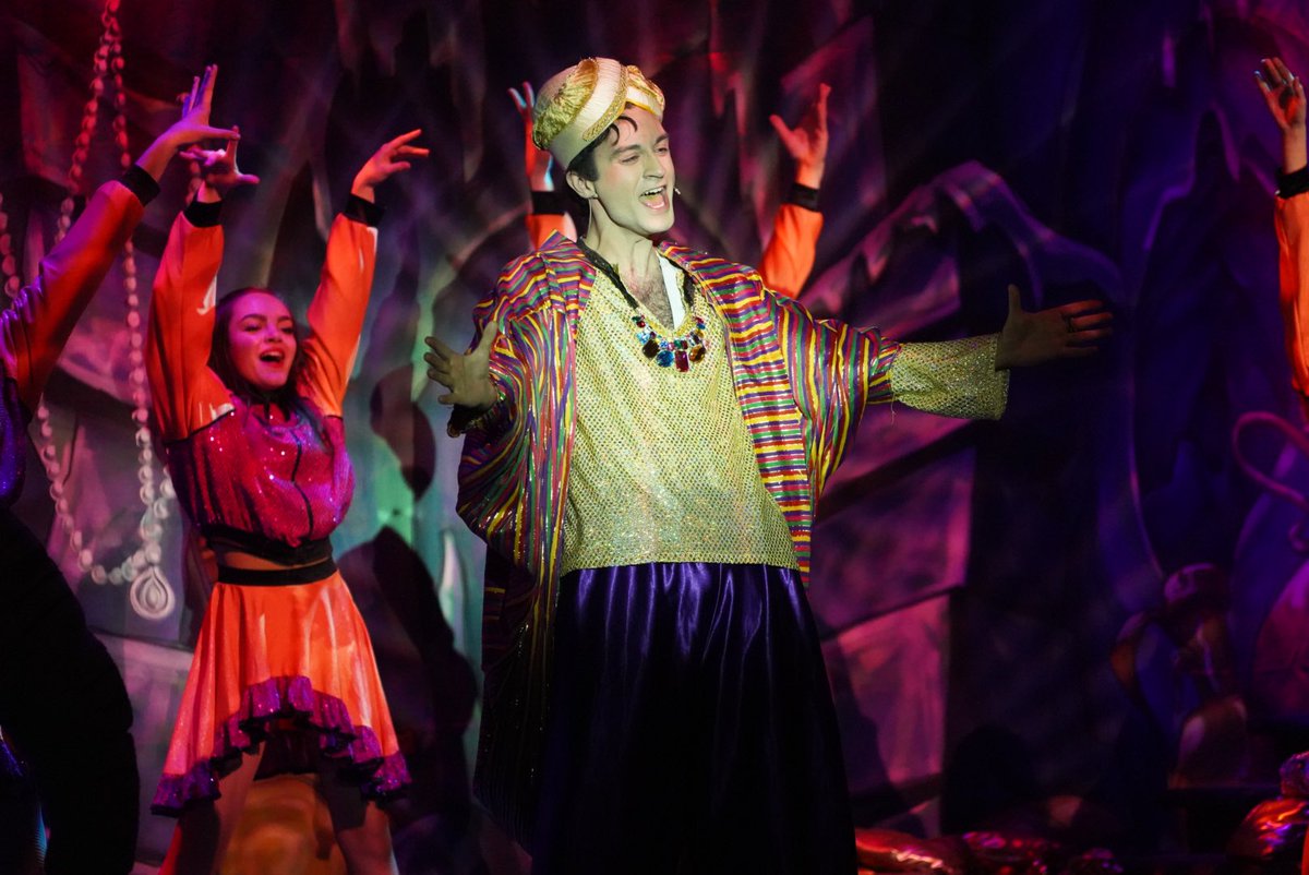 arts_tutor's tweet photo. Aladdin @LincolnDrill opens this weekend. Book your tickets for the return of Panto, courtesy of @jmpltd and @lincoln_college Lighting design and Photography©️by Howell Thomas https://t.co/tYVqqP4xoX
