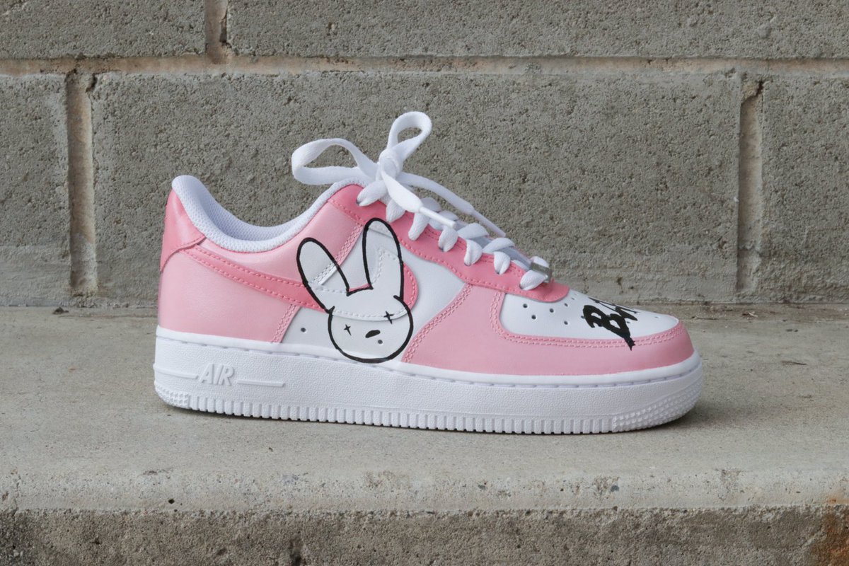 CustomKartel's tweet photo. 🐰 Too many bangers to only quote one Bad Bunny song 🐰 https://t.co/9nDKdgFCTC