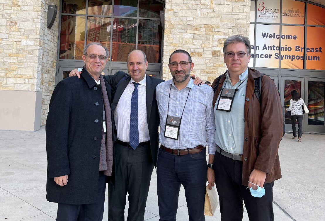 NagiSaghir's tweet photo. Best of in-person Conferences: 🌹meeting and networking with friends @JavierCortesMD @DrFinianos Antonio Llombart Cussac #SABCS2021 @OncoAlert https://t.co/gJovKx6X2M