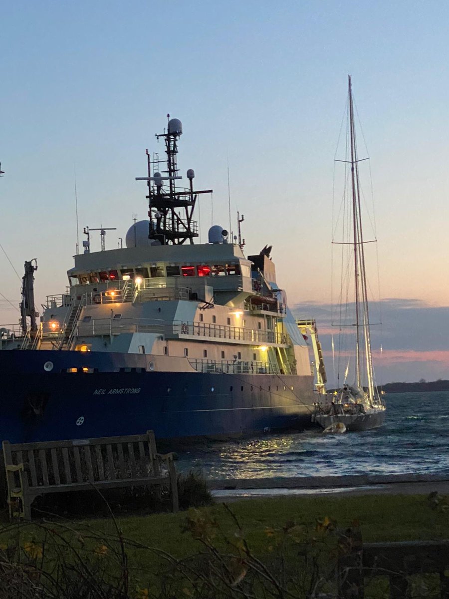 [Expedition Leg #1] ⛵
Iris and the crew arrived in Woods Hole (USA) on Monday, December 6, at 9:30 pm French time. Many thanks to the <a href="/WHOI/">Woods Hole Oceanographic Institution (WHOI)</a> for its warm welcome.
#climateresearch #oceanography #oceandata #oceanexploration #sailing #lowfootprint #climatechange #oceandecade