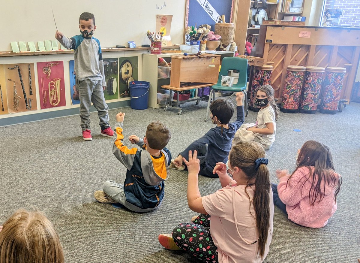 PlankNorthMusic's tweet photo. Second graders enjoy being the "Conductor of the Day." They get to use Miss Mossey's baton and conduct their classmates while listening to a piece of music. This week's music is "March of the Toy Soldiers" from The Nutcracker. https://t.co/nblEasCrFh
