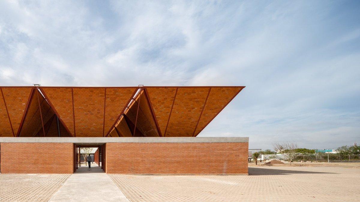A collaborative known as C733 designed Mexico's Mercado Público Matamoros, a dramatically angular brickwork structure near the U.S. border that serves as a prototype for future public buildings.

See the full 2022 WOW list here 👉 archdg.co/DST1V60