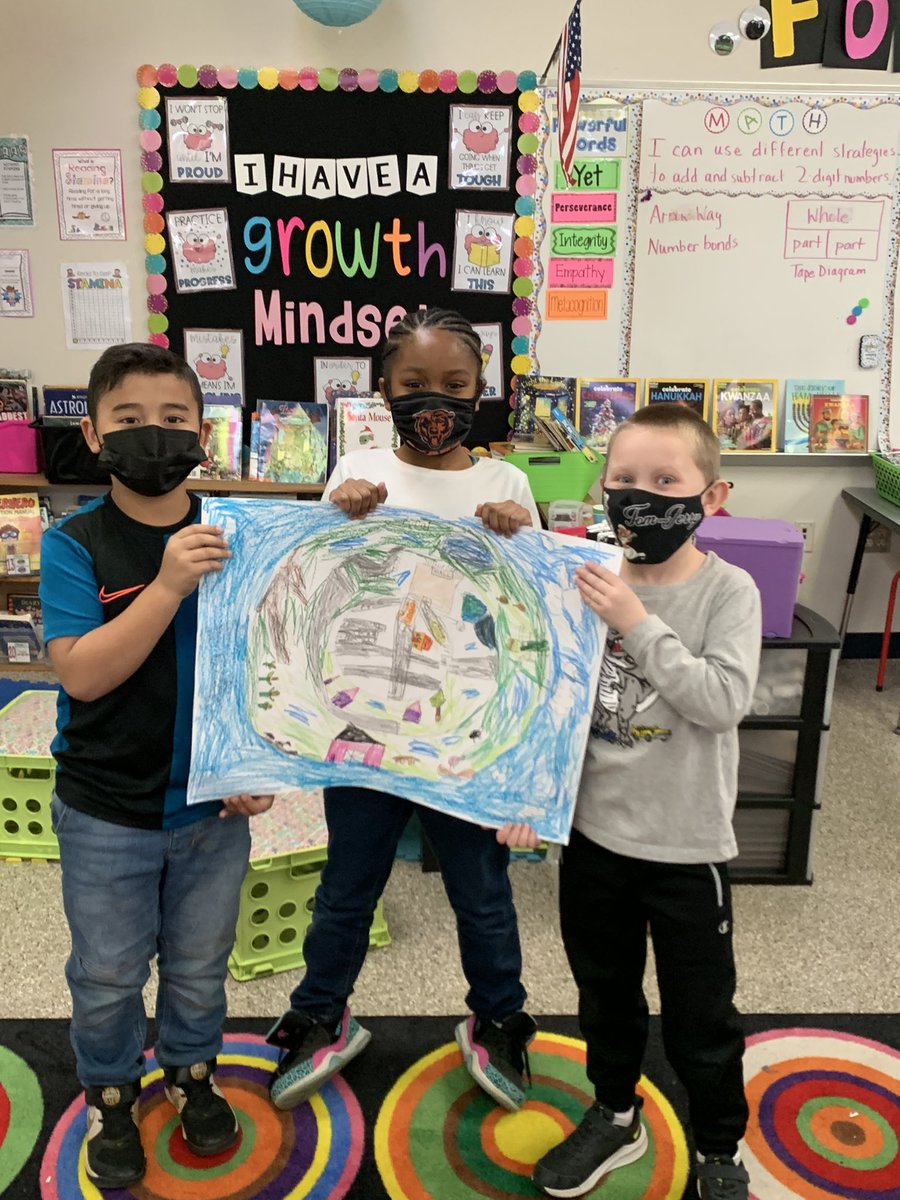 Lancaster_BH4th's tweet photo. Lots of ways to show what you know! Collaborating to create a target map that shows what they have learned about urban, suburban, and rural communities. @Bighollowelem #2ndgraderocks #performancebasedassessment https://t.co/GOa1JFseyR