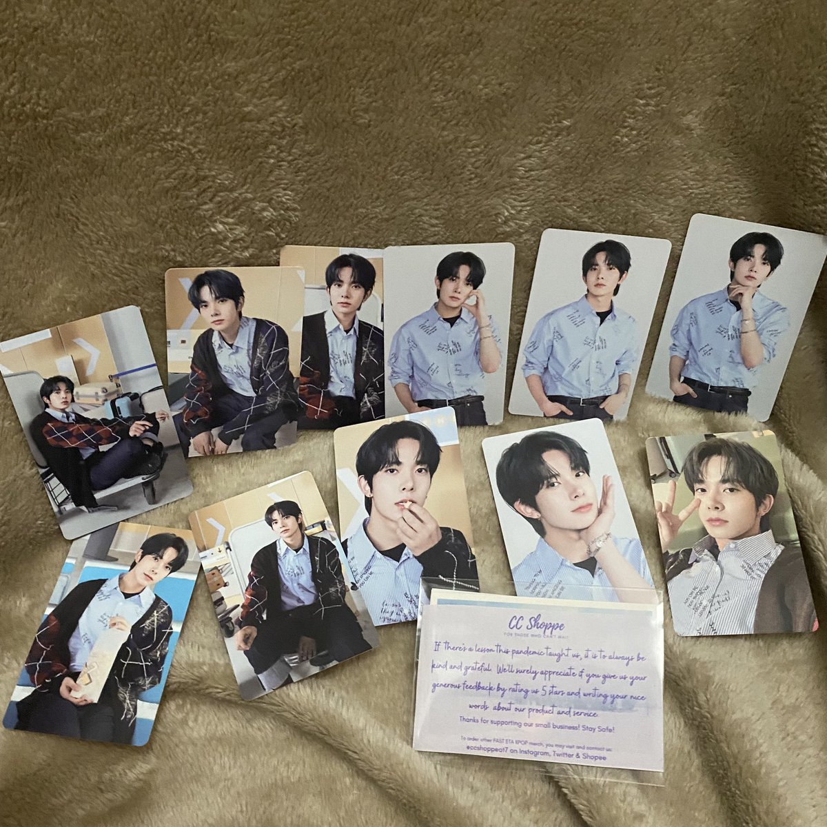 afeverpeach's tweet photo. 💌 #jimails
📬 @CCshoppeOT7 

akala ko mato-totga na ko sa TC set na to, so imagine my relief and happiness when i found this set on shopee! 😭 thank you so much for packing the prettiest TCs safely, and for such a smooth transaction! 🤍 https://t.co/9k1evcRe9S