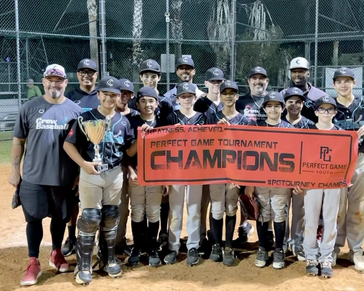 TXCrewBaseball's tweet photo. "Some people dream of success, while other people get up every morning and make it happen."
         -WAYNE HUIZENGA-  

13u teal  🙏🔥💪💍

@CrewBaseball1  @edwin.maysonet29  @senior_merritt_para_ti  @josecheomorales  @pedro_herrera_25  @bfrausto85  @evoshield  @perfectgameusa https://t.co/5Z4We4MlQx