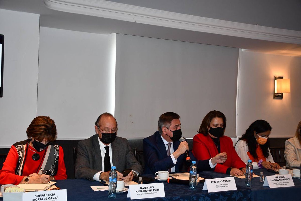 CCSPNL's tweet photo. Hoy se realizó la primera reunión de seguimiento al “Acuerdo por la Seguridad: Nuevo León 2021-2027”. Entre otros asuntos, se conformó el comité técnico de seguimiento y evaluación, y se estableció la ruta crítica para 2022. #ccspnl https://t.co/cbXOpKKbbF