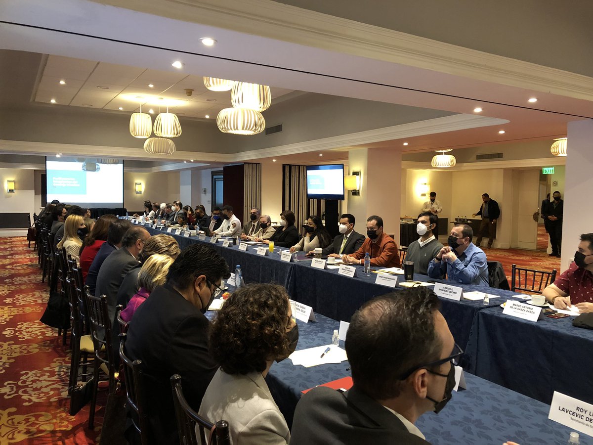 CCSPNL's tweet photo. Hoy se realizó la primera reunión de seguimiento al “Acuerdo por la Seguridad: Nuevo León 2021-2027”. Entre otros asuntos, se conformó el comité técnico de seguimiento y evaluación, y se estableció la ruta crítica para 2022. #ccspnl https://t.co/cbXOpKKbbF