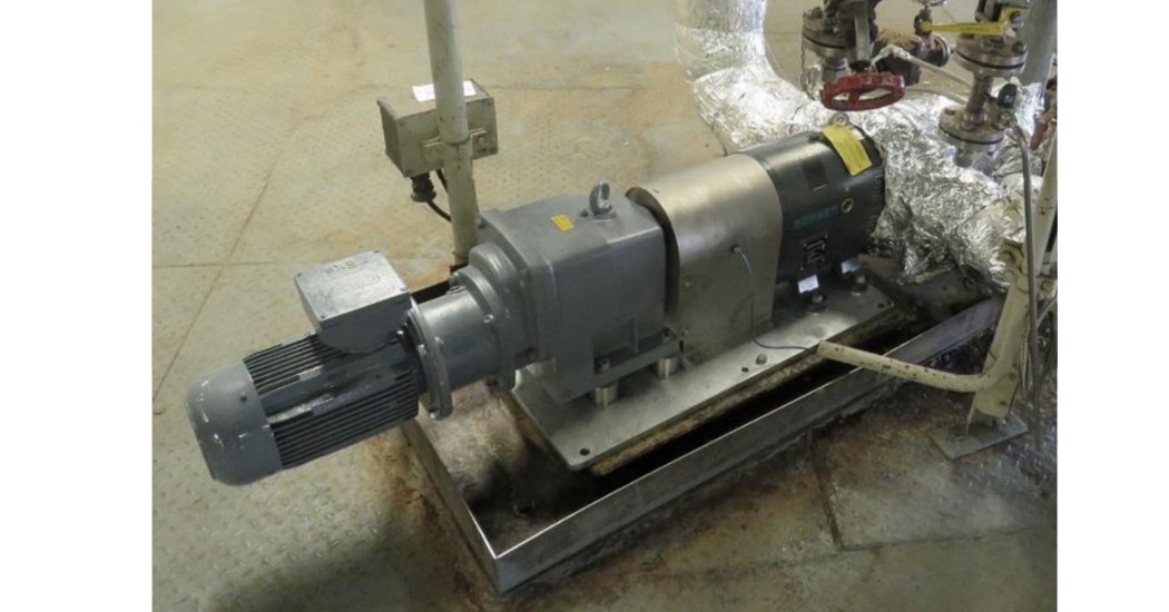EmpoweringPumps's tweet photo. A #manufacturer of plant protection products uses an ONIXline rotary #LobePump for conveying medium with a viscosity of up to 150,000 mPas. This customer was particularly impressed by the very robust and #LowMaintenance design. https://t.co/bo8DP0O3zb #PumpTalk @BoergerUSA https://t.co/j1W8O9eih6