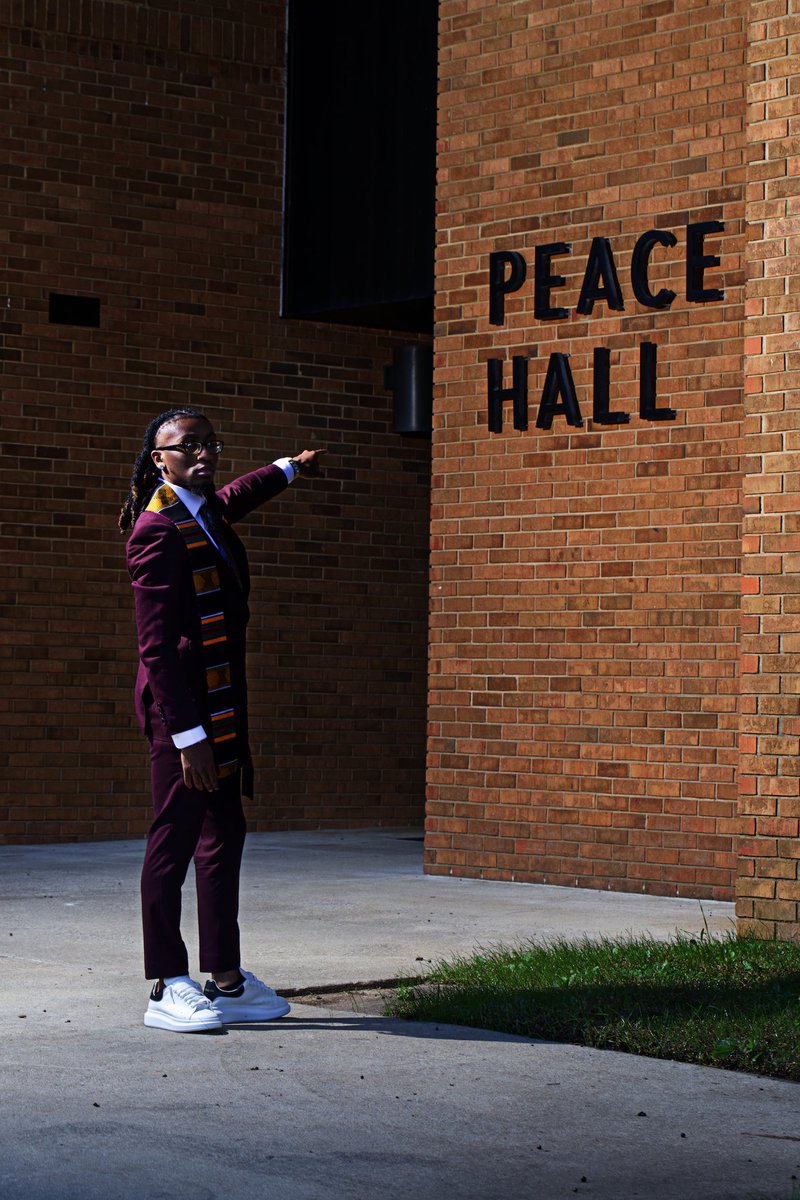Guapo_DatGuy's tweet photo. Always on target never miss like a red dot 📍🎓 #4DaysandCounting #AlbanyState #ASUTwitter
@eee_hooo Back at it again 🤧 https://t.co/RnXpcU8EY4