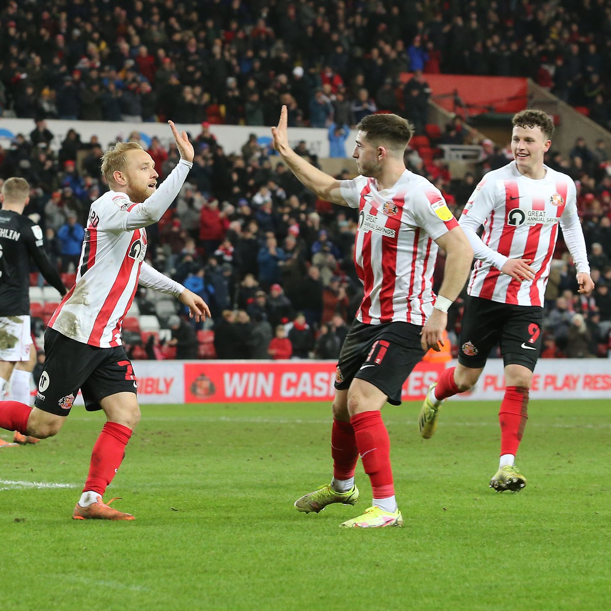 SunderlandAFC's tweet photo. These three tonight 😍
#SAFC I #SUNMOR https://t.co/j28gsDXfMP