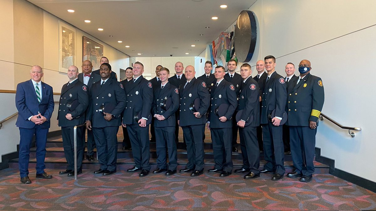 AkronFiredept's tweet photo. Graduation day for #AFDCadetClass2021. Congratulations for making it through fire academy and well wishes as you truly begin your career as Akron Firefighter/Medics. Thank you to all family, friends, and personnel who supported the cadets along the way! #AkronStrong https://t.co/2h1tSEy6qu