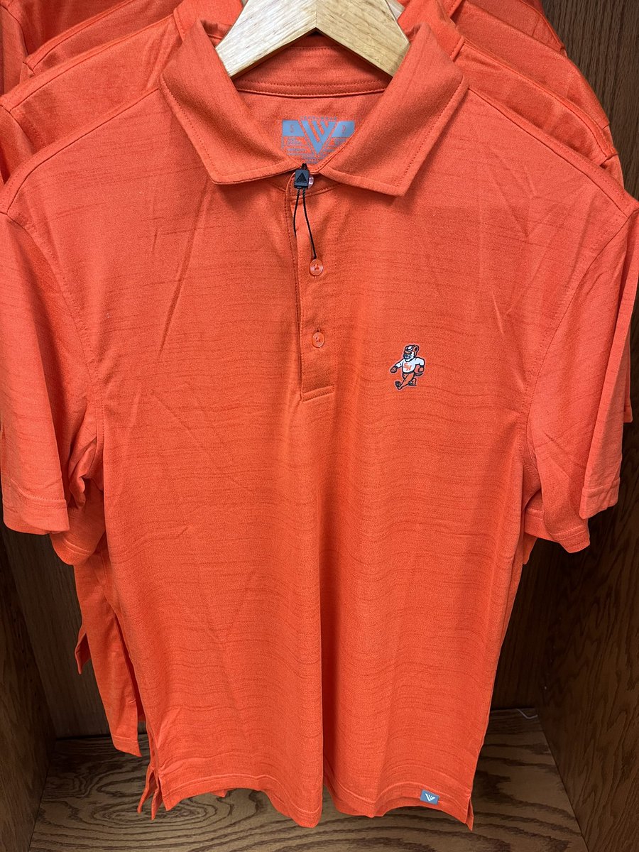 bearkatcourse's tweet photo. Who needs a new shirt for the playoff game Saturday?! Check these babies out! #shsu #BearkatCourse #EatEmUpKats https://t.co/1bwXF7Imf1