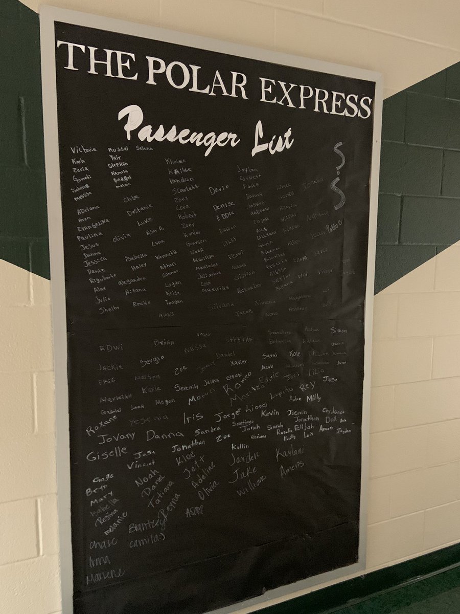acieri's tweet image. What a fun morning reading for Polar Express day at @DunawayWISD. They are going all out in the hallways for Christmas, and I am LOVING it!