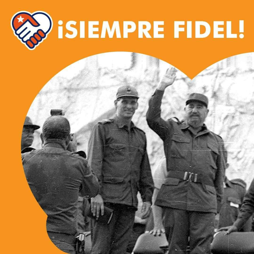 Gleisarielo's tweet photo. Gracias a todas esas batas blancas, los que partieron a salvar vidas en un terremoto en haiti,al ebola en sierra leona, a las miles de operaciones de mision milagro, aquellos que enfrentan el covid en cada rincon del mundo.#CubaVive #CubaViveyAbraza #CubaViveYRenace #CubaCoopera https://t.co/41QTXpgBMR