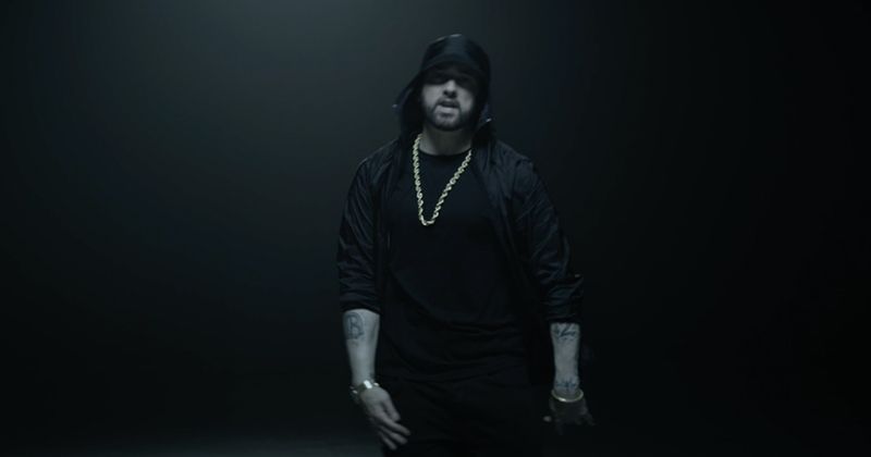 Eminem venom from the motion picture. Эминем Venom. Eminem Venom обложка. Эминем фото Venom. Eminem Venom little Simz Venom.