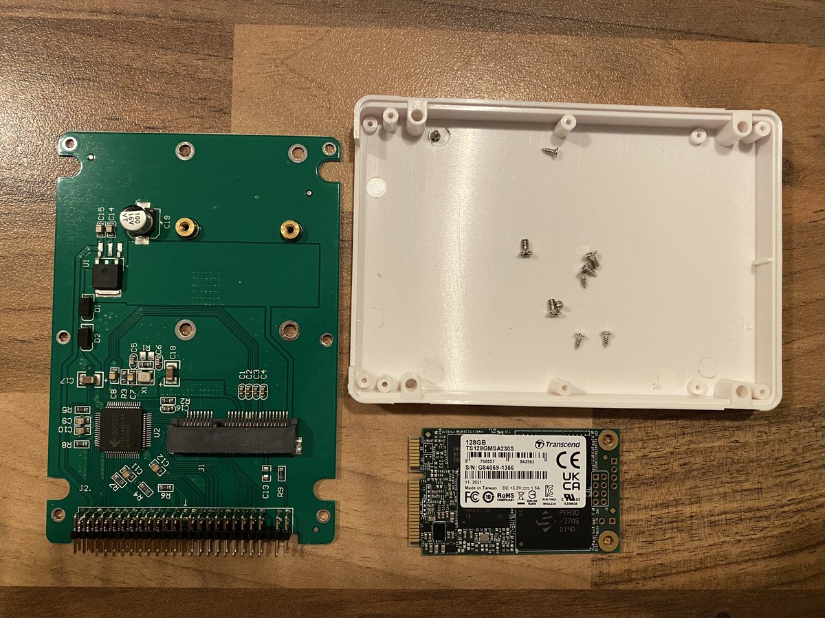 bjornbergstroem's tweet photo. Just got this 128GB mSATA SSD with and IDE<->mSATA adapter + case. Will put in my #Clamshell #iBook G3 / 366. Normal SATA SSD will not fit, as an IDE<->SATA adapter simply will not fit inside the Clamshell. https://t.co/V83tH9Dd9G
