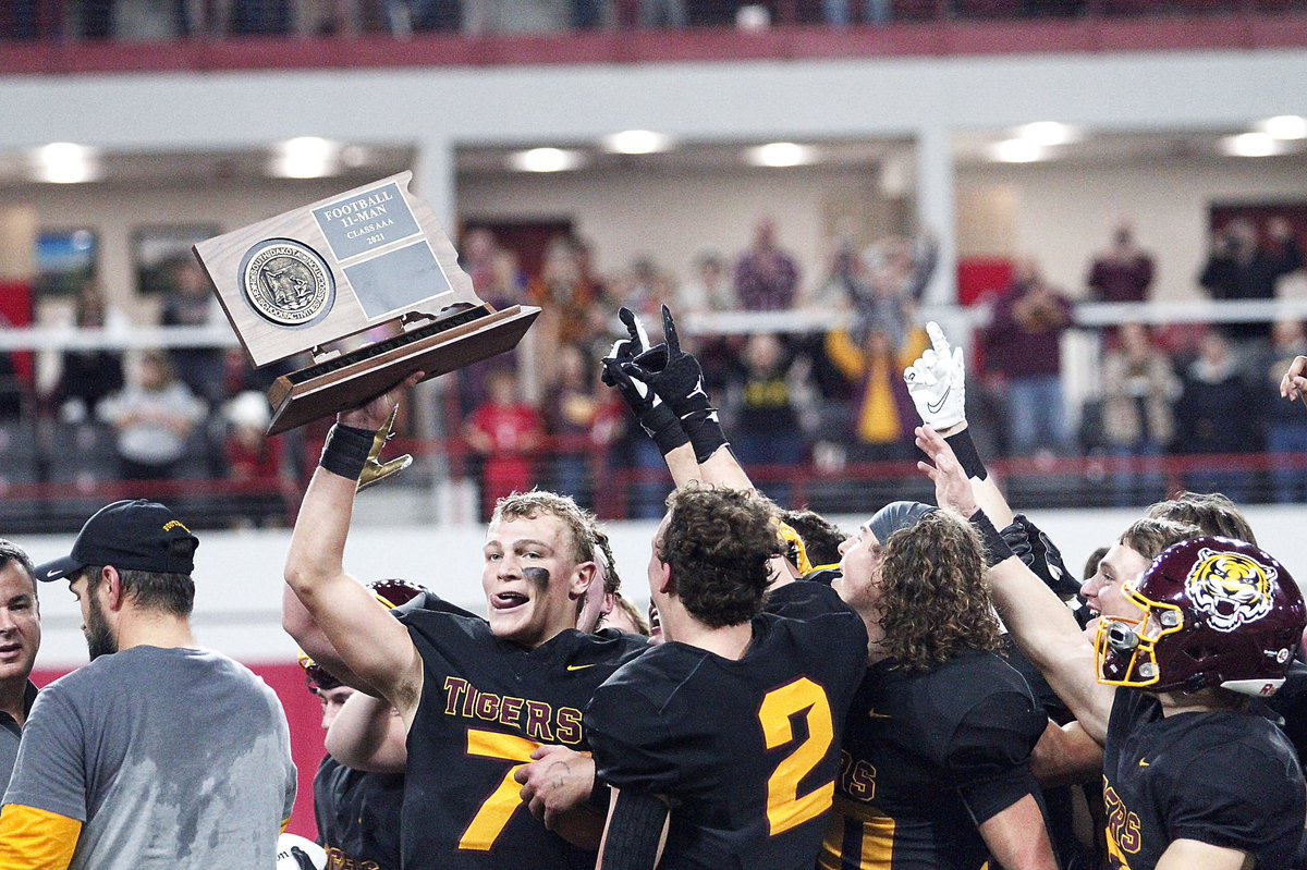 This one is special! A dream come true! Blessed to be named the #GatoradePOY in South Dakota! Thank you <a href="/Gatorade/">Gatorade</a> for the honor! Would not have been possible without all my <a href="/HHSTigerFBall/">Tiger Football</a> teammates and coaches! #KTB
