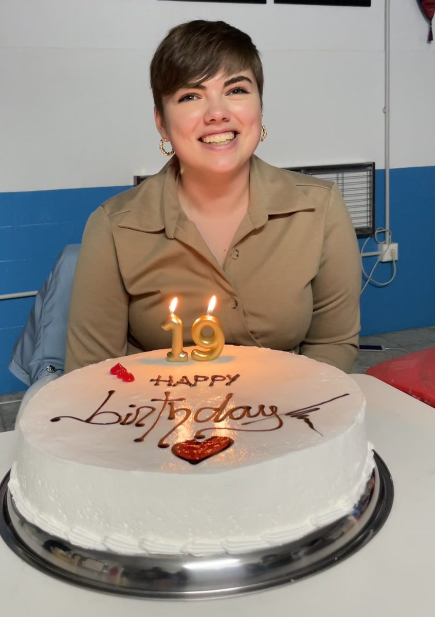 Muy felizzzz cumple
