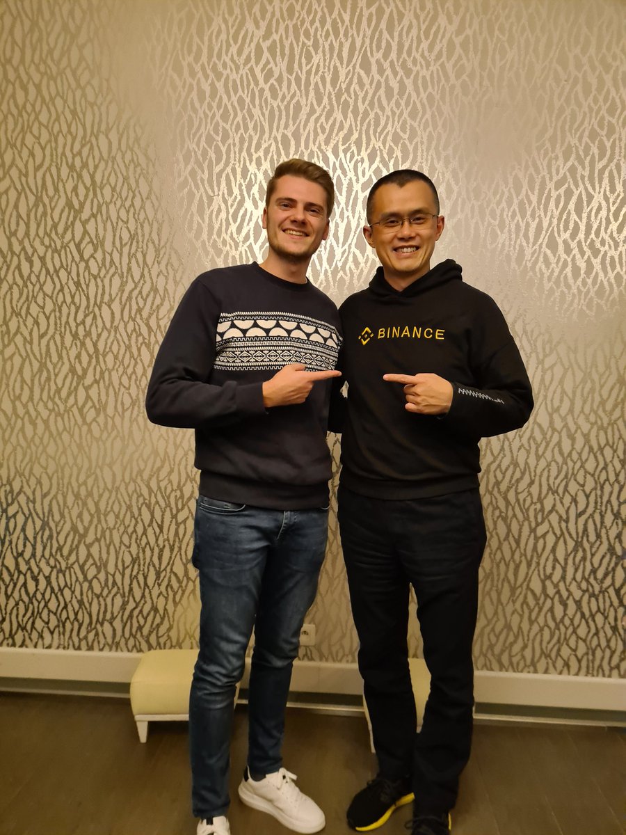 Had dinner with the most epic guy in the crypto space <a href="/cz_binance/">CZ 🔶 BNB</a> .

Was great finally meeting CZ and the rest of the Binance team. 😃