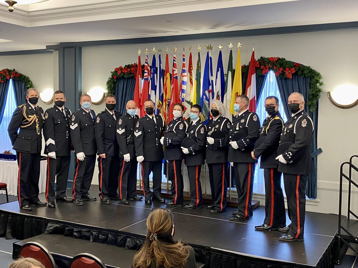 evanbrayshow's tweet photo. Congratulations to all the @reginapolice officers who received their Exemplary Service Medals today, hosted by Their Honours, Russ and Donna Mirasty at the beautiful Government House.  #dedication #exemplary #leadership #appreciation https://t.co/v0TG5igSRA