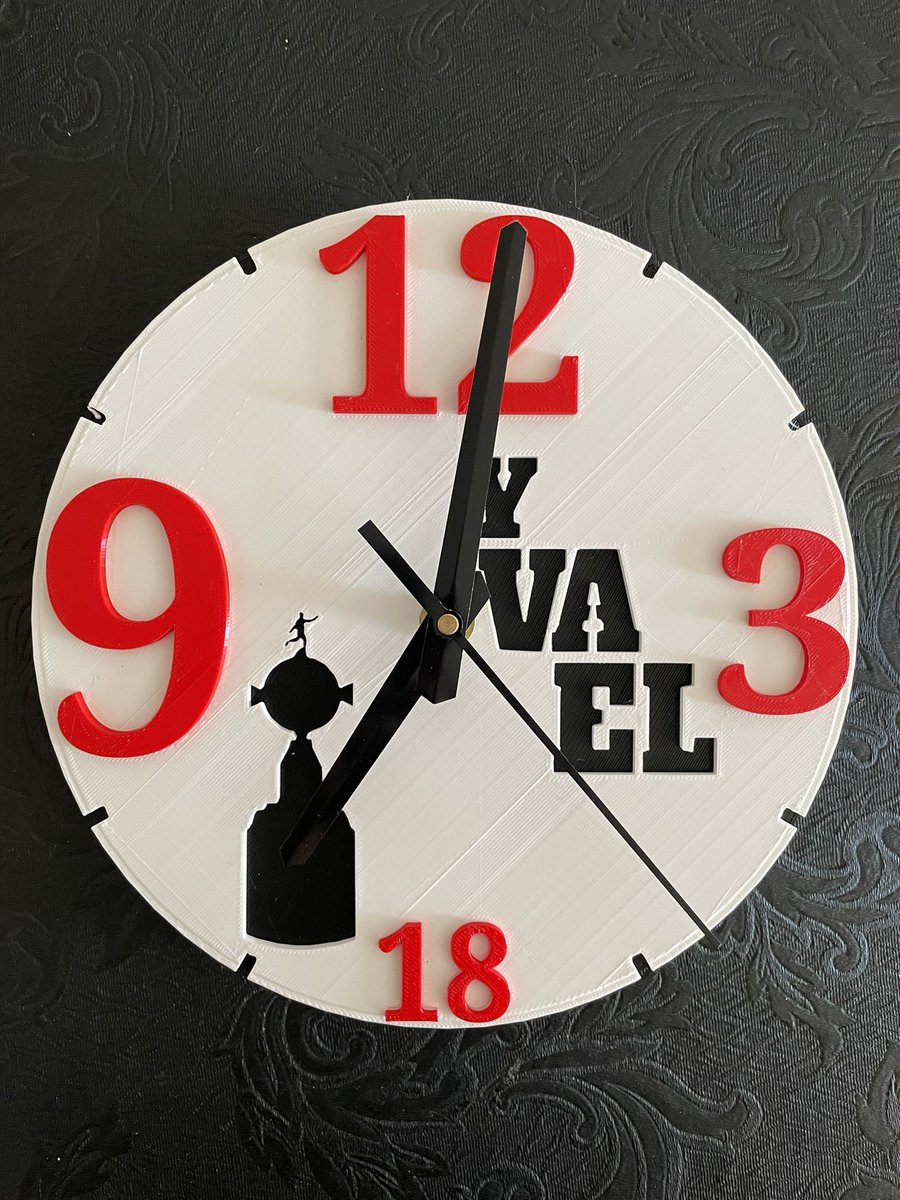 paulispistarchi's tweet photo. 2 dias para el 3er aniversario, y me llegó el mejor regalo! Obvio ya tiene su lugar en la habitación de Nacho que está feliz 😁
Quiero agradecerle a @AsesoresCarp por sortearlo entre sus seguidores y x toda la atención a partir del momento que salí ganadora. 
Gracias 🤍❤️🤍 https://t.co/ZypNKVnolk