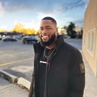 realmoforich's tweet photo. #NewProfilePic https://t.co/FxfCoRhdwS